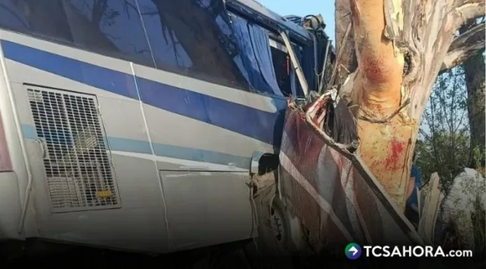 En Querétaro, México, al menos nueve personas fallecieron y más de 20 resultaron lesionadas tras un fuerte accidente de tránsito.