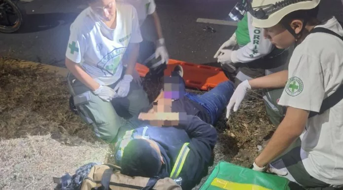 Al menos cuatro personas resultaron lesionadas en tres accidentes de tránsito registrados en distintos puntos del país. Todos fueron trasladados a hospitales.