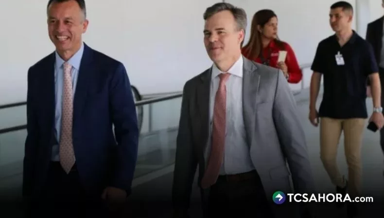 Diplomático estadounidense llega a Caracas para impulsar plan de Trump