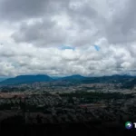 Cierre de semana con nubosidad y lluvias en territorio salvadoreño