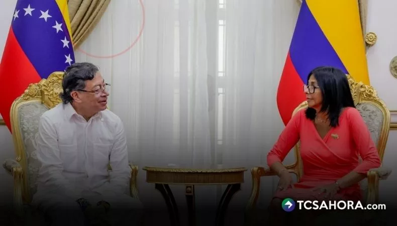 Gustavo Petro se reúne con Delcy Rodríguez en Caracas