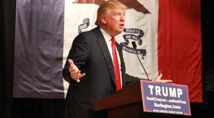 Donald Trump señaló que envió a sus emisarios para hablar con los iraníes, pero aseguró que al final solo fue pérdida de tiempo.