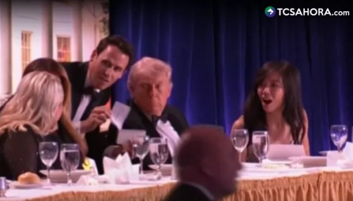 El presidente Donald Trump y su esposa Melania fueron evacuados esta noche durante la cena de corresponsales, luego de escucharse disparos.