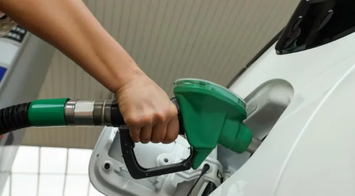 La Dirección de Energía, Hidrocarburos y Minas (DGEHM) reveló los nuevos precios de los combustibles, vigentes del 28 de abril al 11 de mayo.