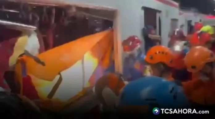 Hasta el momento se han contabilizado siete fallecidos y 81 heridos tras el choque de trenes en la capital de Indonesia.