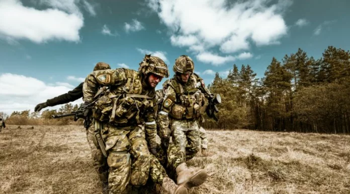 El secretario de Defensa de Estados Unidos compareció por primera vez ante legisladores tras el inicio de la ofensiva conjunta con Israel, en una audiencia marcada por el elevado costo del conflicto.
