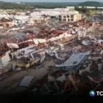 Tornado causa destrucción masiva en Texas y deja varios heridos