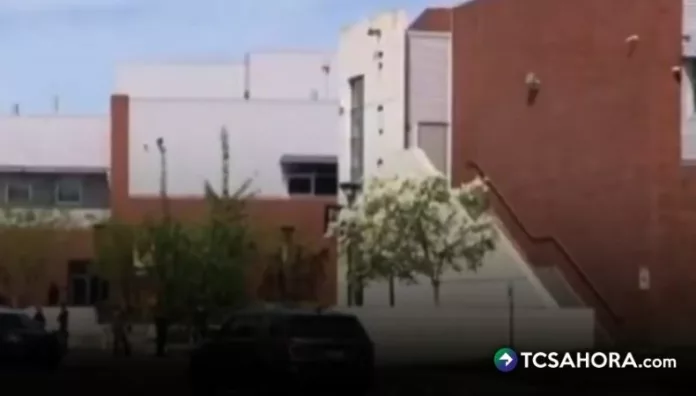 Un apuñalamiento ocurrido este jueves en una escuela de Tacoma, Washington, Estados Unidos, dejó al menos seis personas lesionadas.