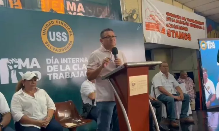 Ministro de trabajo dice que hay sindicatos que no defienden derechos laborales