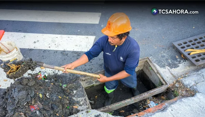 La alcaldía afirma que las acciones buscan prevenir riesgos durante la estación lluviosa y evitar inundaciones urbanas.