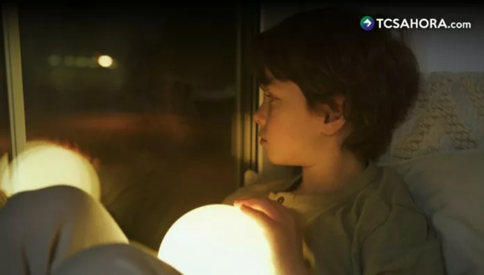 Para ayudar a disminuir los miedos nocturnos en niños, los expertos recomiendan implementar estrategias de apoyo emocional.