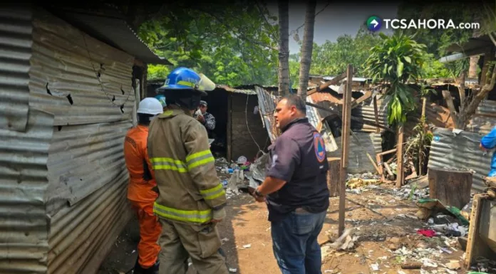 Un adolescente lesionado en explosión en cohetería