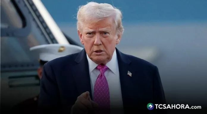 Donald Trump amenazó con una mayor fuerza militar contra Irán si no hay acuerdo, tras un ataque en el estrecho de Ormuz.