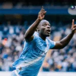 Manchester City golea al Brentford y todavía sueña con la Premier