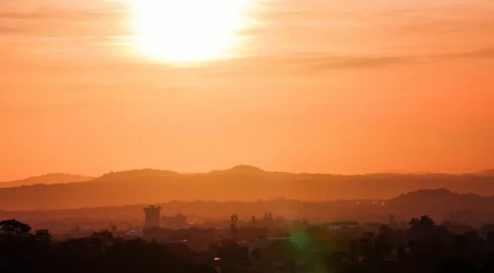 Según el MARN, este 10 de mayo estará caracterizado por altas temperaturas, lluvias por la tarde y presencia de polvo del Sahara.