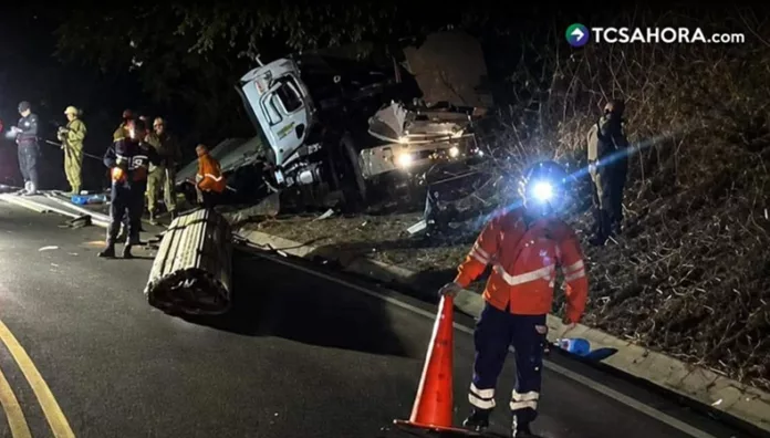 Accidentes en San Salvador y San Vicente dejan seis personas lesionadas