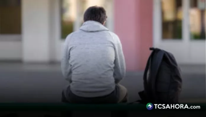 El síndrome de Hikikomori suele presentarse frecuentemente en adolescentes y jóvenes, quienes pierden el interés por actividades diarias.