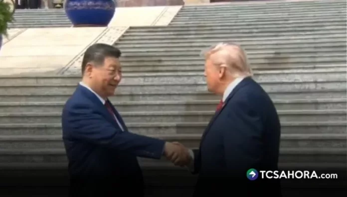 Xi Jinping recibió a Trump en el Gran Salón del Pueblo con honores militares, himnos nacionales y una ceremonia oficial.