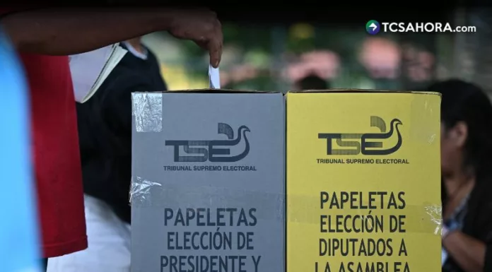 Asamblea aprueba reforma para asignar seis diputados a la diáspora