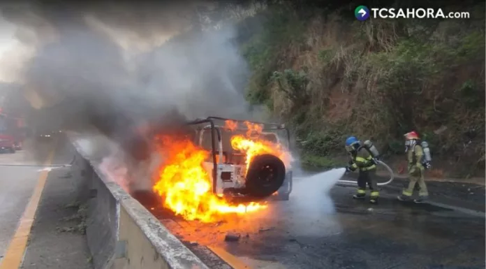 Calor y falta de mantenimiento aumentan riesgo de incendios en vehículos