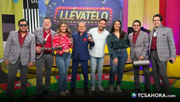 Alex Carranza no pudo contenerse ante la presencia de Marito Rivera, en especial cuando el cantante interpretó el éxito 