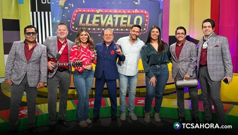 Alex Carranza no pudo contenerse ante la presencia de Marito Rivera, en especial cuando el cantante interpretó el éxito "Malévola".