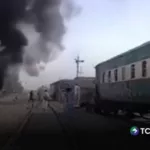 Más de 20 fallecidos deja un atentado en tren en Pakistán