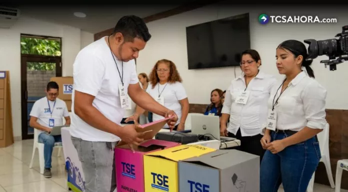 TSE realiza prueba de transmisión de resultados de elecciones