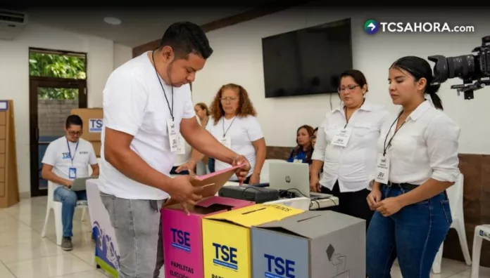 TSE realiza prueba de transmisión de resultados de elecciones