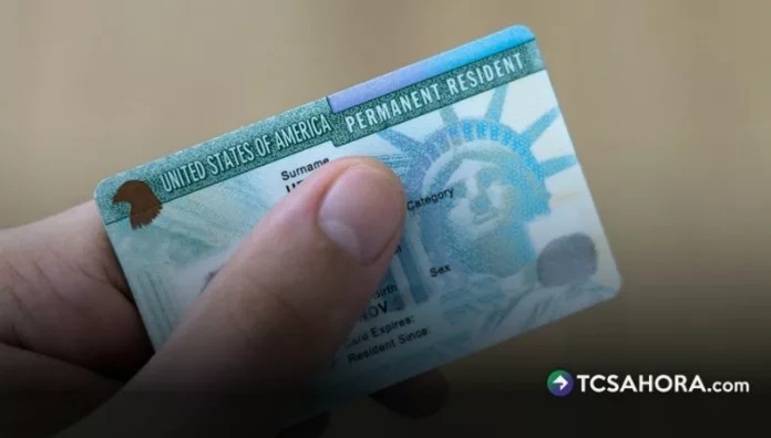 Asesores migratorios consideran que las nuevas reglas para tramitar la Green Card forman parte de políticas más restrictivas.
