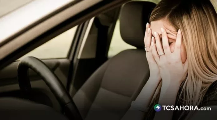 El miedo a conducir no solo afecta a quienes nunca han manejado. También en personas que obtuvieron su licencia hace años y no conducen.