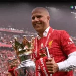 Liverpool destituye a Arne Slot como su entrenador