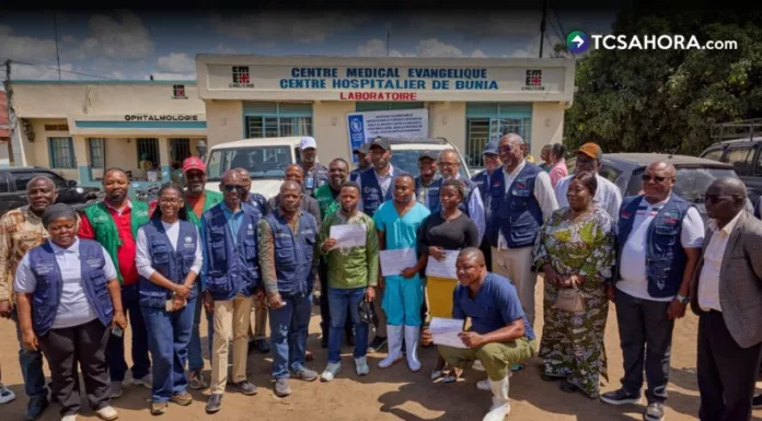 Cuatro trabajadores de salud tratados por Ébola reciben el alta