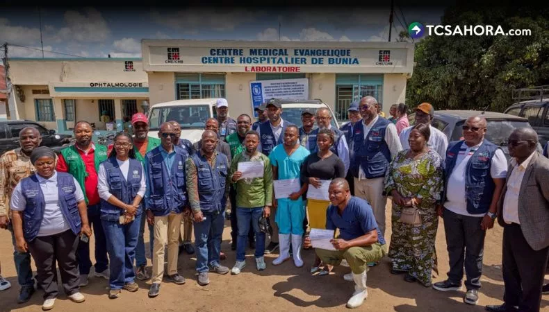 Cuatro trabajadores de salud tratados por Ébola reciben el alta