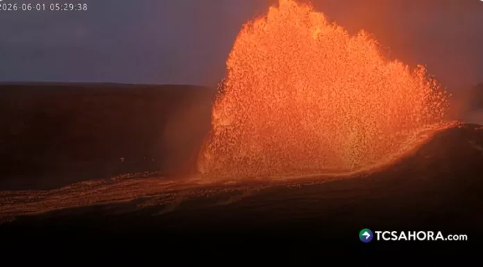 Volcán Kilauea lanza lava hasta 200 metros de altura
