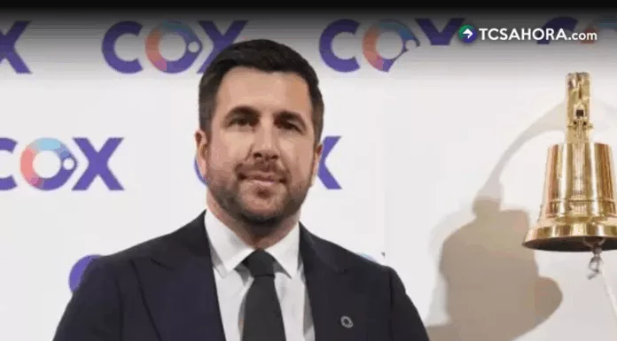 Enrique Riquelme, candidato a la presidencia del Real Madrid, dio a conocer el nombre del entrenador si es elegido presidente del club.
