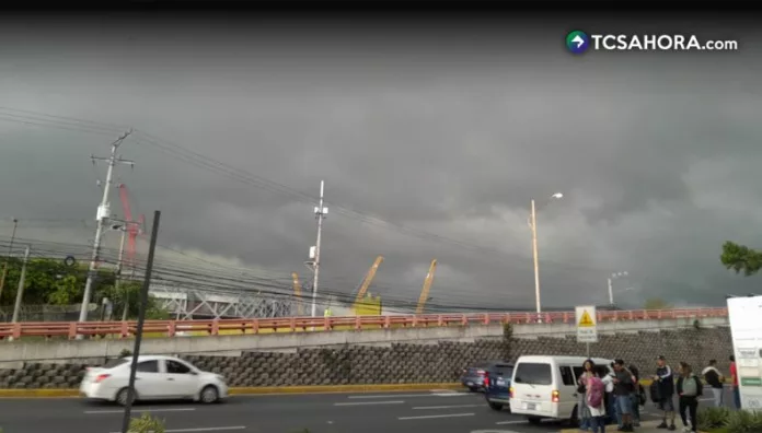 Protección Civil emite advertencia por incremento de lluvias
