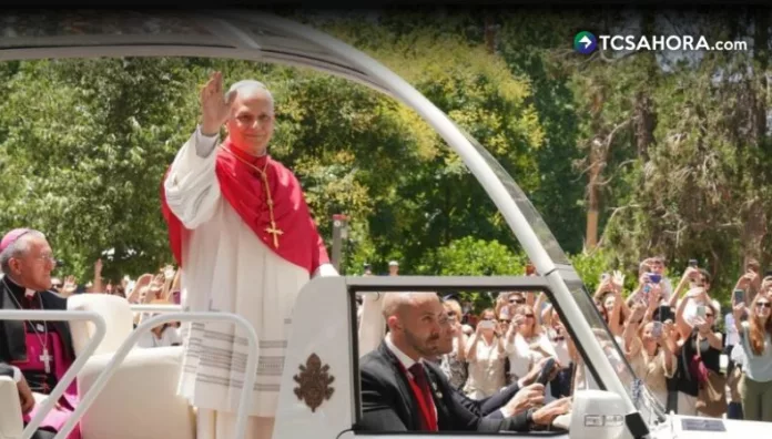 El Papa León XIV comenzó con una agenda que incluyó encuentros con la Casa Real, autoridades, fieles y representantes sociales.