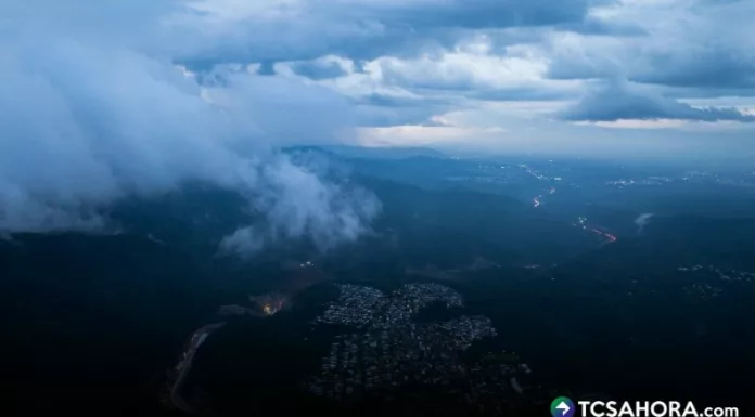 Las lluvias se deben a zona de baja presión, que puede pasar a ser depresión tropical. El Salvador se encuentra bajo Alerta Amarilla.