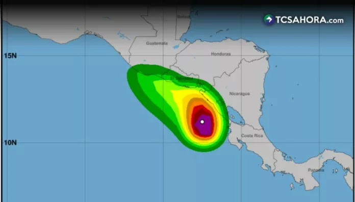 Depresión tropical se convierte en tormenta Cristina