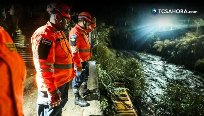 Ríos desbordados por tormenta Cristina