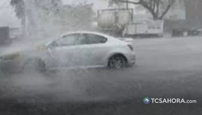 Millones de ciudadanos se encuentran bajo alerta por las tormentas severas y fuertes tornados en Estados Unidos.
