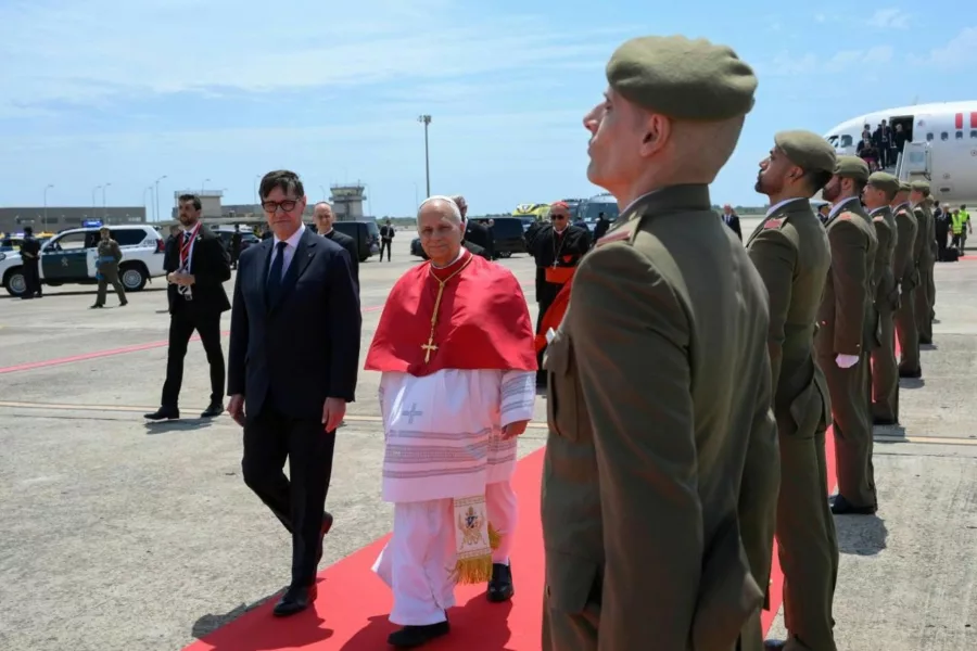 El Papa León XIV y Bad Bunny se reúnen en Madrid
