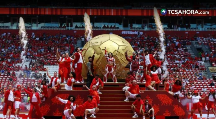 La inauguración del Mundial 2026 en Canadá incluyó pueblos indígenas, una ballena gigante, artistas internacionales y símbolos nacionales.
