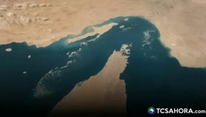 El tránsito marítimo en el estrecho de Ormuz sigue casi paralizado pese al acuerdo de paz entre Estados Unidos e Irán.