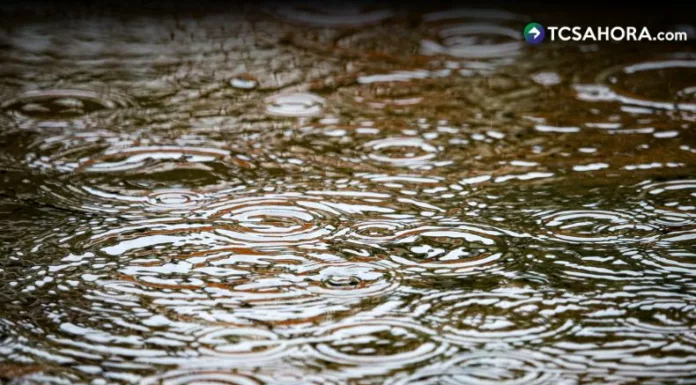 Según el MARN, una onda tropical generará lluvias y tormentas acompañadas de actividad eléctrica para las próximas horas.