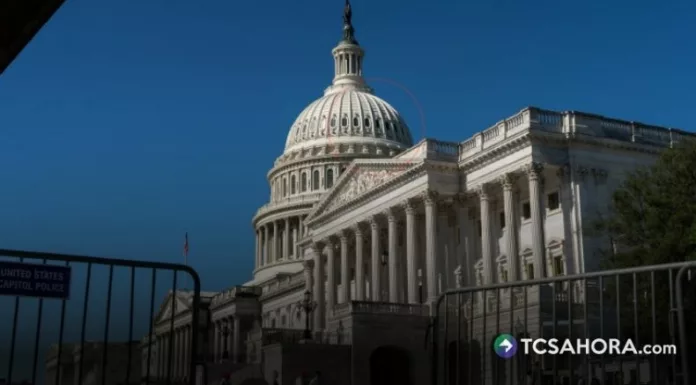 El Senado de Estados Unidos votó por primera vez a favor de una resolución para detener la guerra de Irán.
