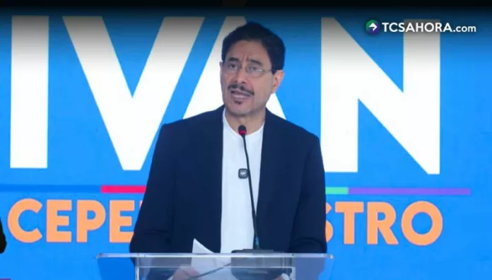 Cepeda reconoce triunfo de Abelardo de la Espriella en elecciones presidenciales