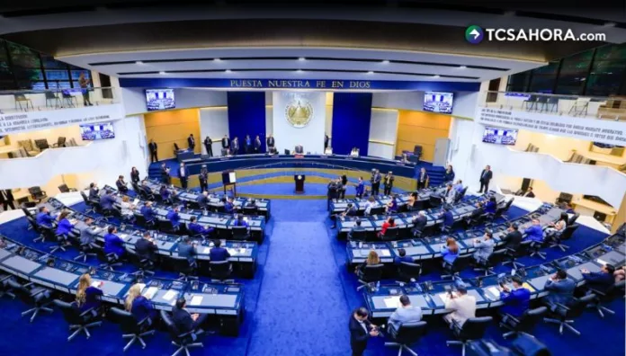 Asamblea autoriza $340 millones en préstamos