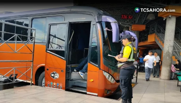 Transportistas piden mesa de diálogo para un ajuste de la tarifa